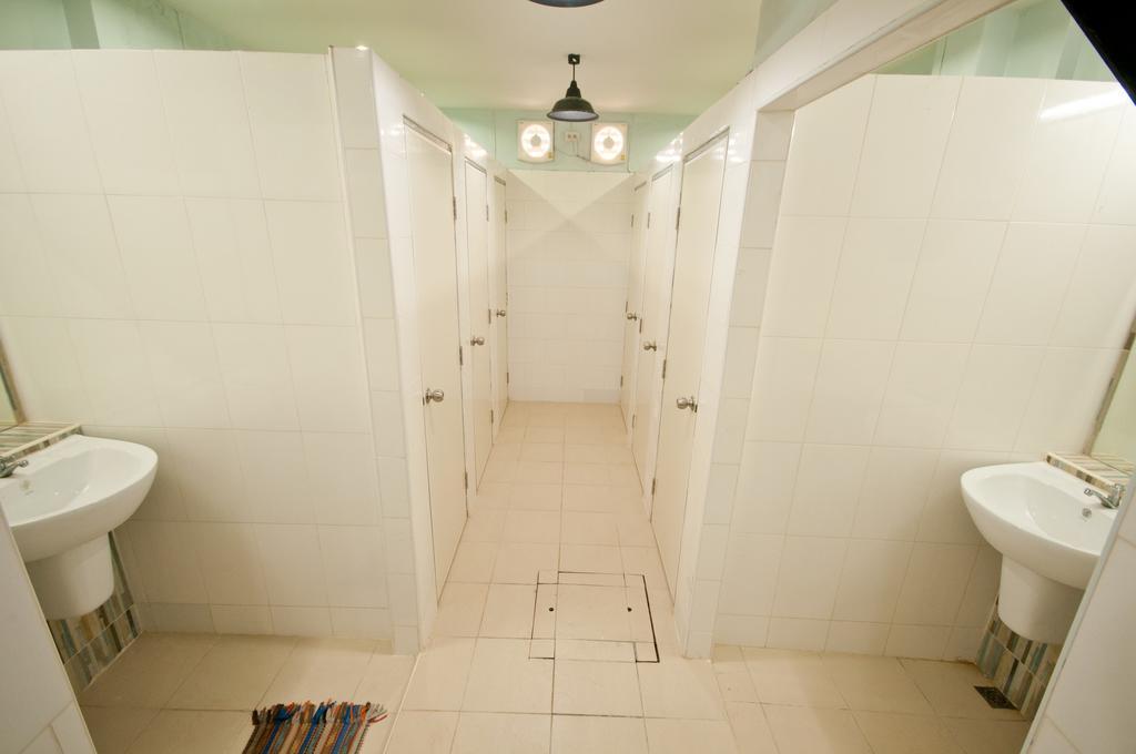 Hotel Capsule Suratthani Surat Thani Luaran gambar