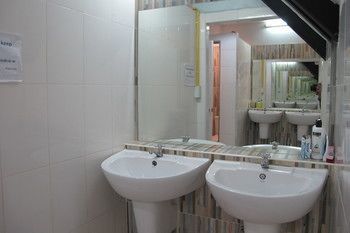 Hotel Capsule Suratthani Surat Thani Luaran gambar